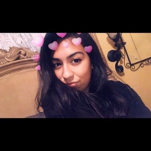 Meet your Posher, Carina